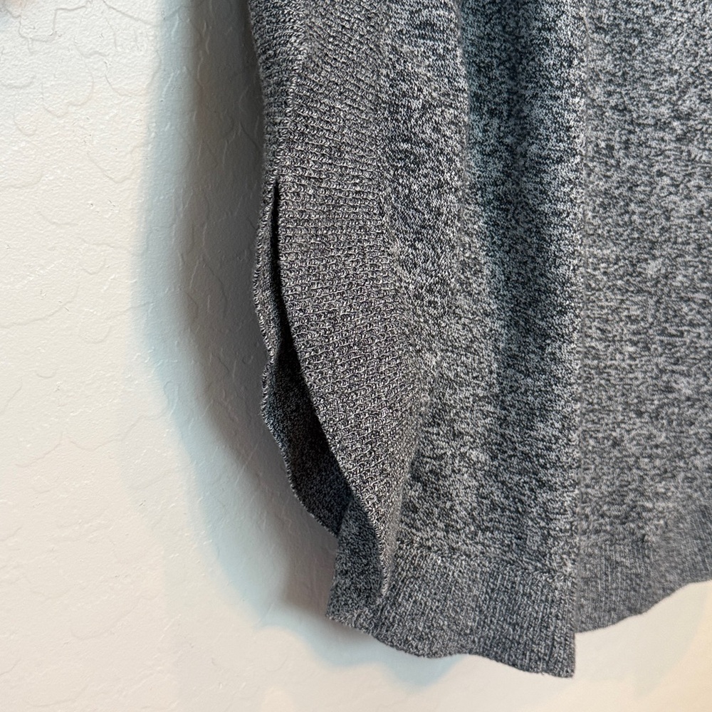 Express Crossback Sweater - Picture 5 of 10